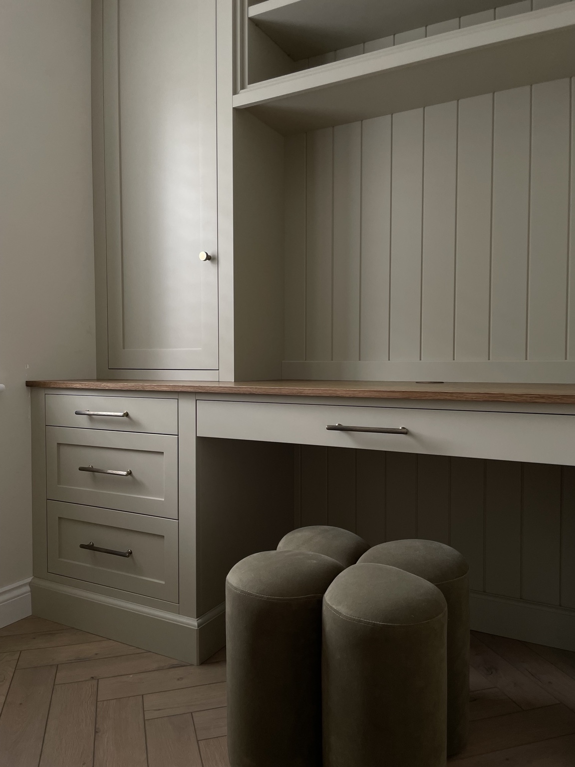 Bespoke home office with oak worktop